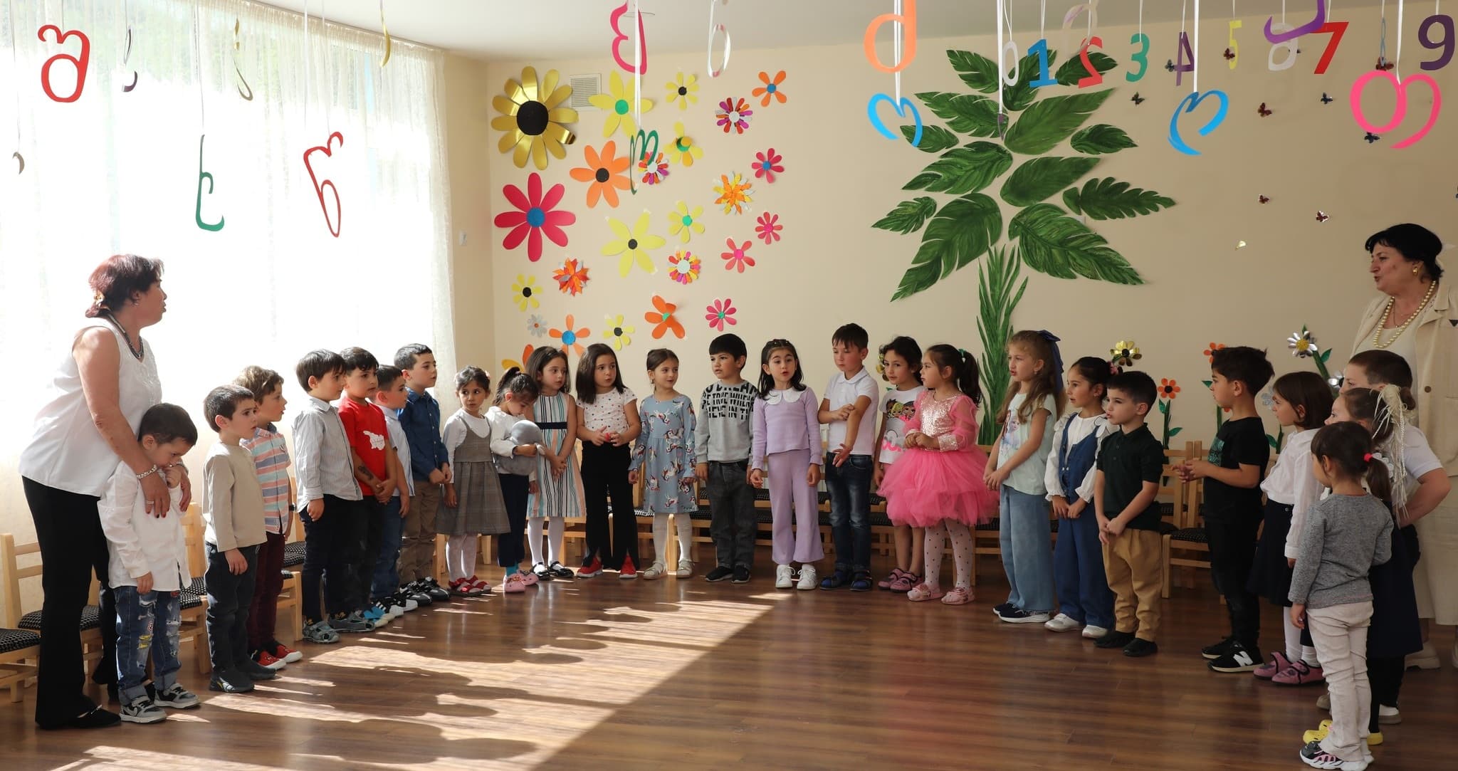 Frontnews image description