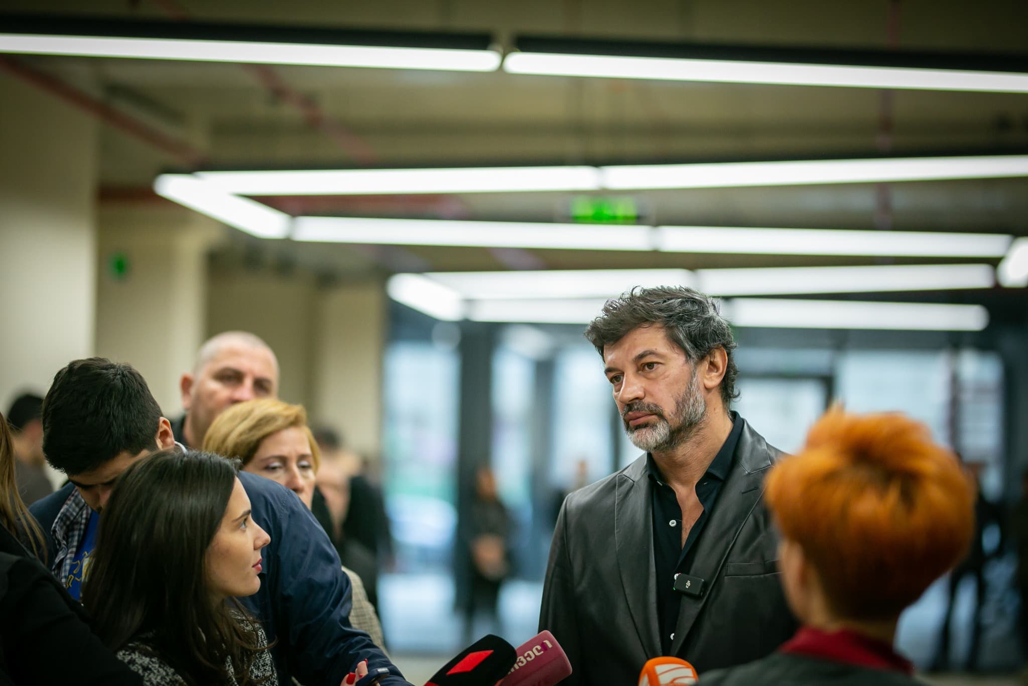 Frontnews image description