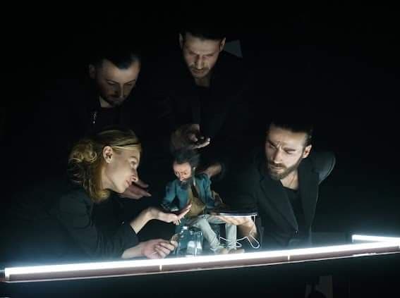 Frontnews image description