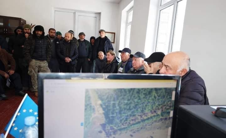 Frontnews image description