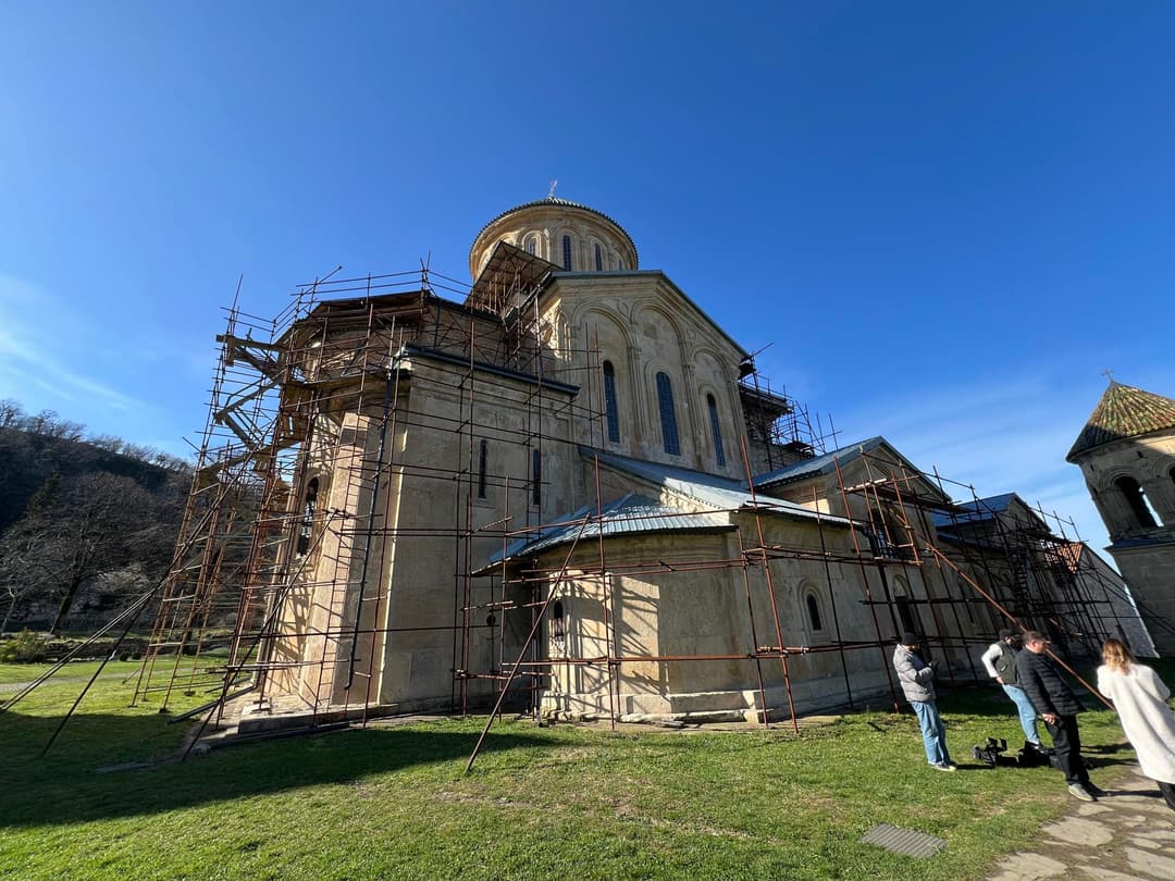 არქიმანდრიტი კირიონი – საძირკველი მოეწყობა და უკვე შემდგომ დაიწყება ერთიანი გადახურვის მოწყობაც