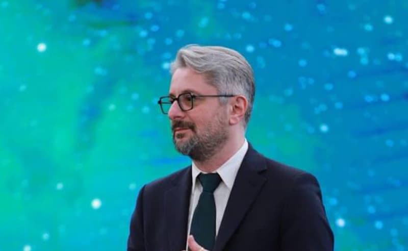 Frontnews image description