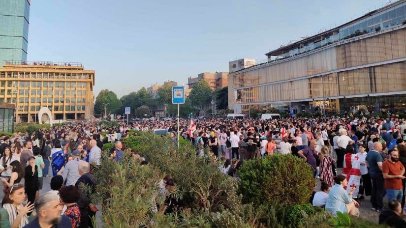 Frontnews image description