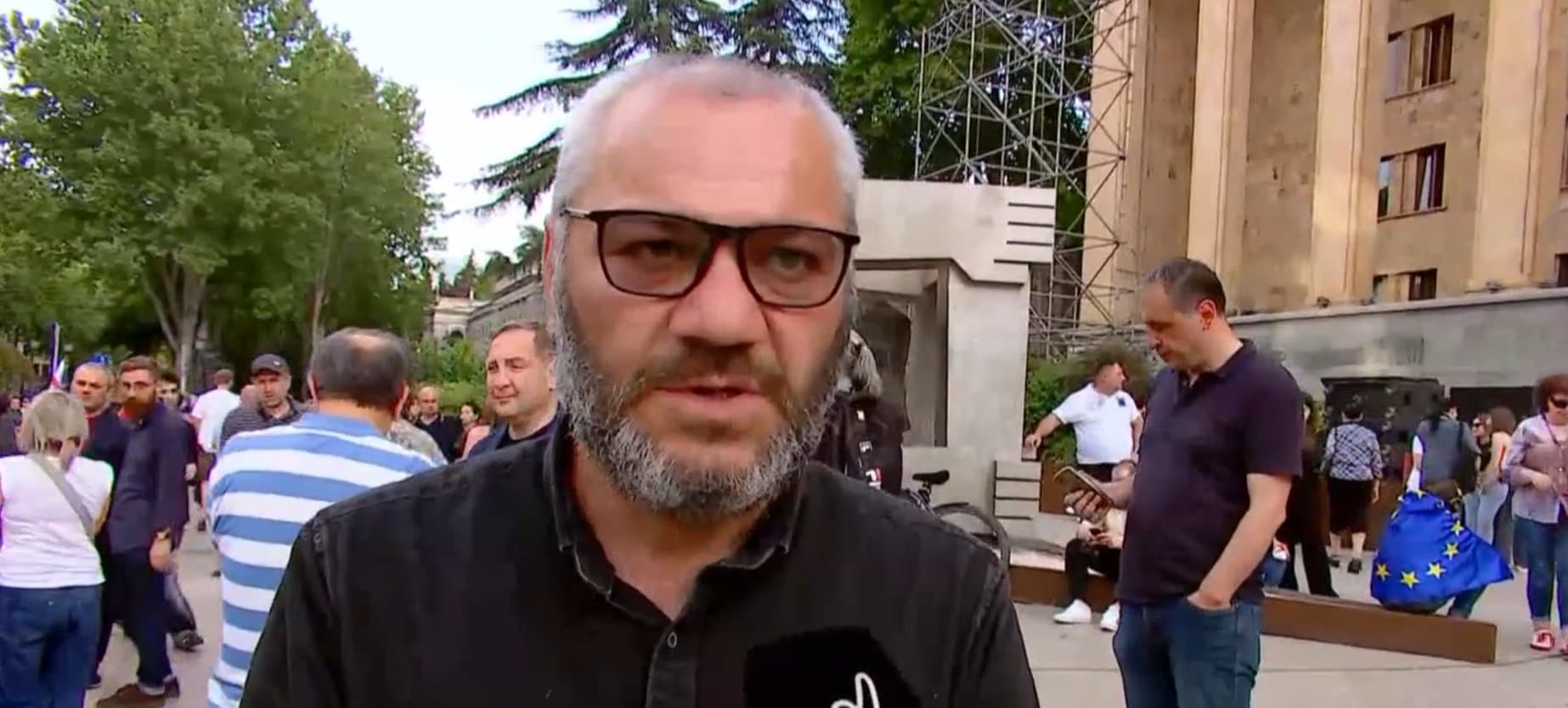 Frontnews image description