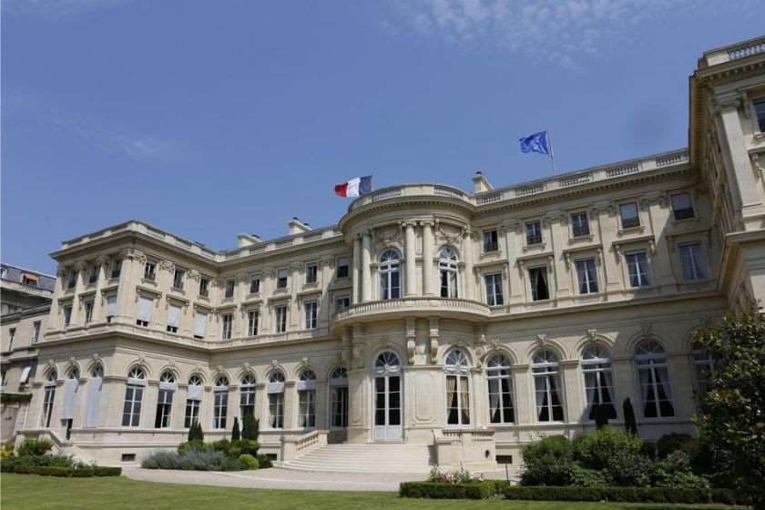 Frontnews image description