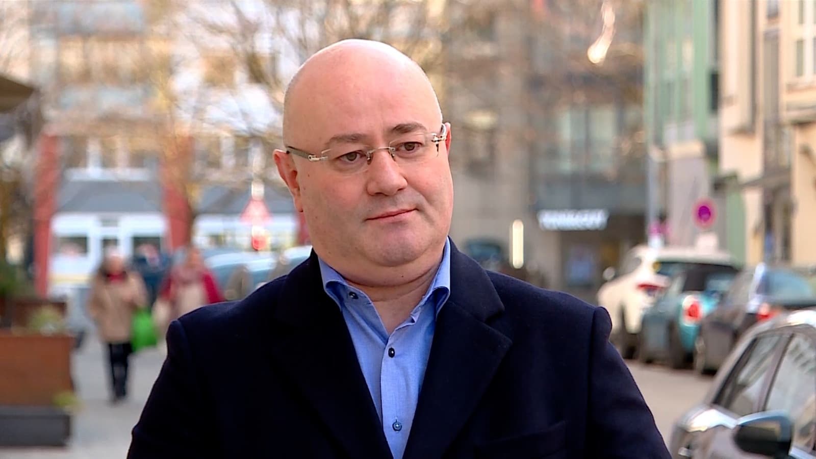 Frontnews image description