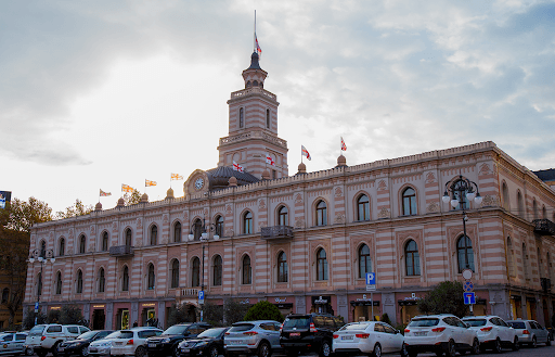 Frontnews image description