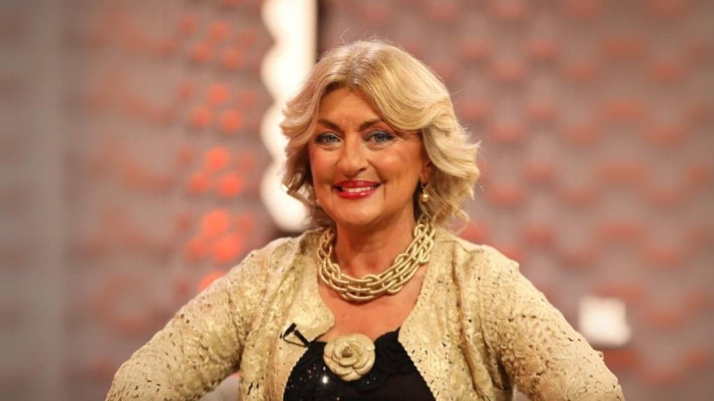 ირმა სოხაძე – შეიძლება შემსრულებელი არ მოგწონდეს, არც ავტორებზე გიჟდებოდე, მაგრამ სიმღერას, ლექსს, ფეხბურთელებს და ხალხს რას ერჩი