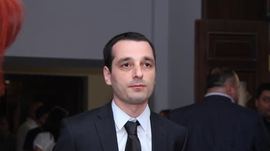 ირაკლი აბესაძე – როგორც ჩანს, თავისთვის მაინც აქვს გონებაში გეგმა “ბ”, წასვლისას ქეში ჯობია, ჰესს ვერ წაიღებ