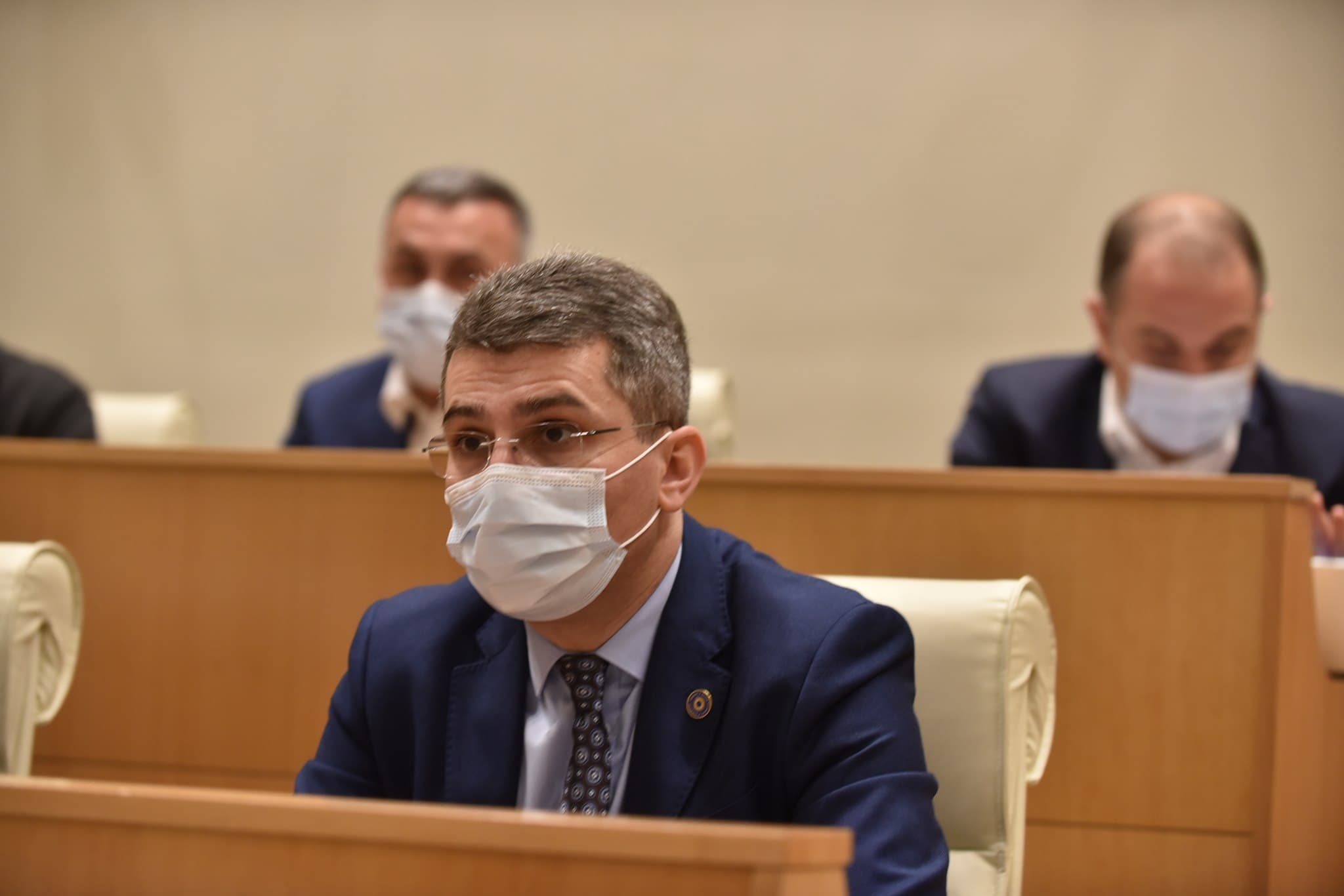 Frontnews image description