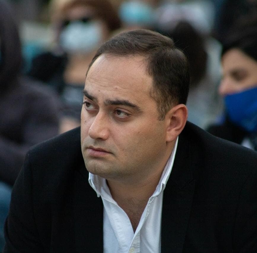 ზურაბ ქადაგიძე – თუ აქამდე პარლამენტზე და მთავრობაზე მიდიოდა ზეწოლა, ეხლა უკვე ცდილობენ სასამართლოც ჩაითრიონ ამ პოლიტიკურ ქაოსში