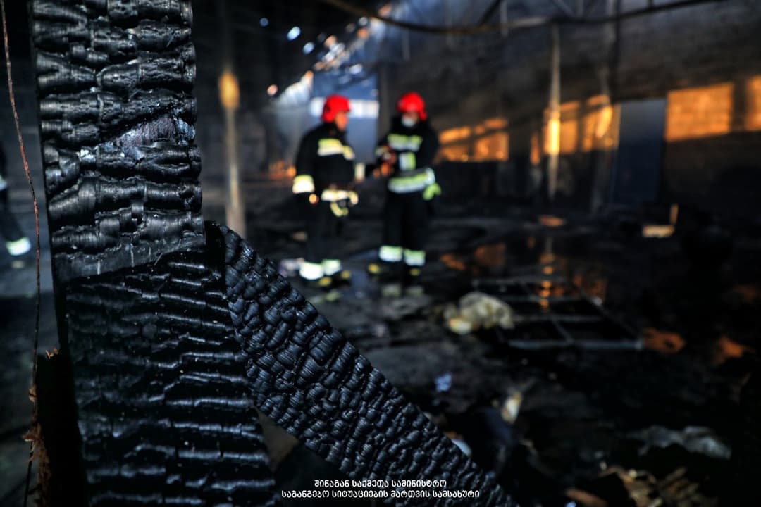 წინასწარი ინფორმაციით, ლაღიძის ქუჩაზე ხანძრის შედეგად ერთი ადამიანი დაშავდა