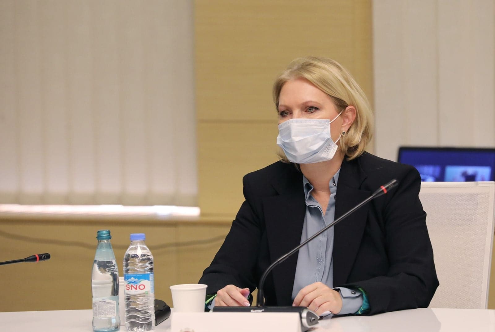 Frontnews image description