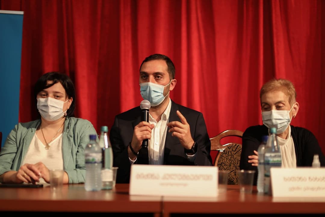 ბიძინა კულუმბეგოვი – ეკატერინე ტიკარაძე არის ადამიანი, რომელსაც შეეძლო კოლეგების მოსმენა, მათი პატივისცემა და მათი აზრის გაზიარება