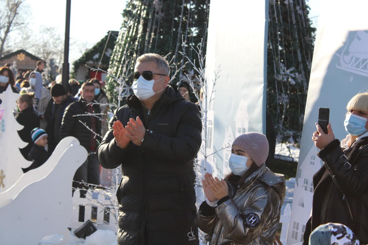 Frontnews image description