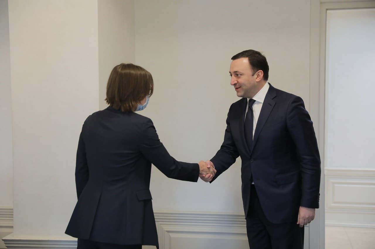 Frontnews image description