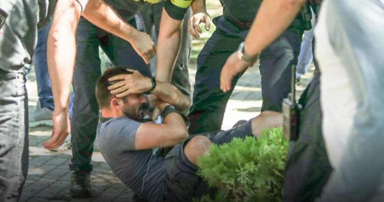 Frontnews image description