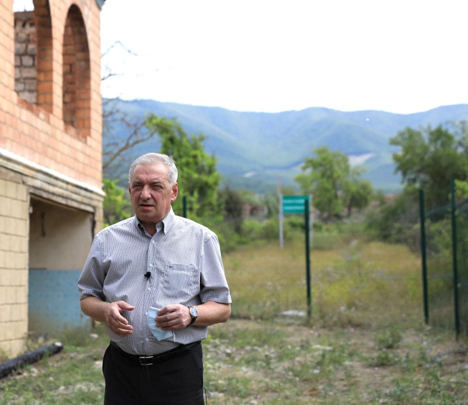 Frontnews image description