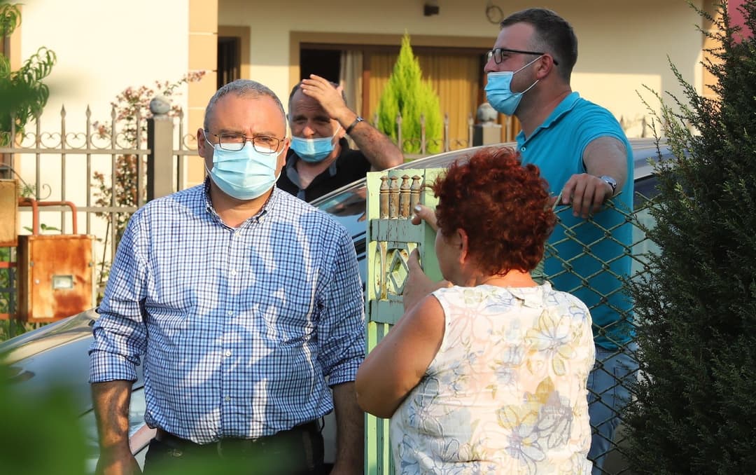 მამუკა წოწერია ანაკლიაში მოსახლეობას დგებუაძის და გამსახურდიას ქუჩებზე შეხვდა