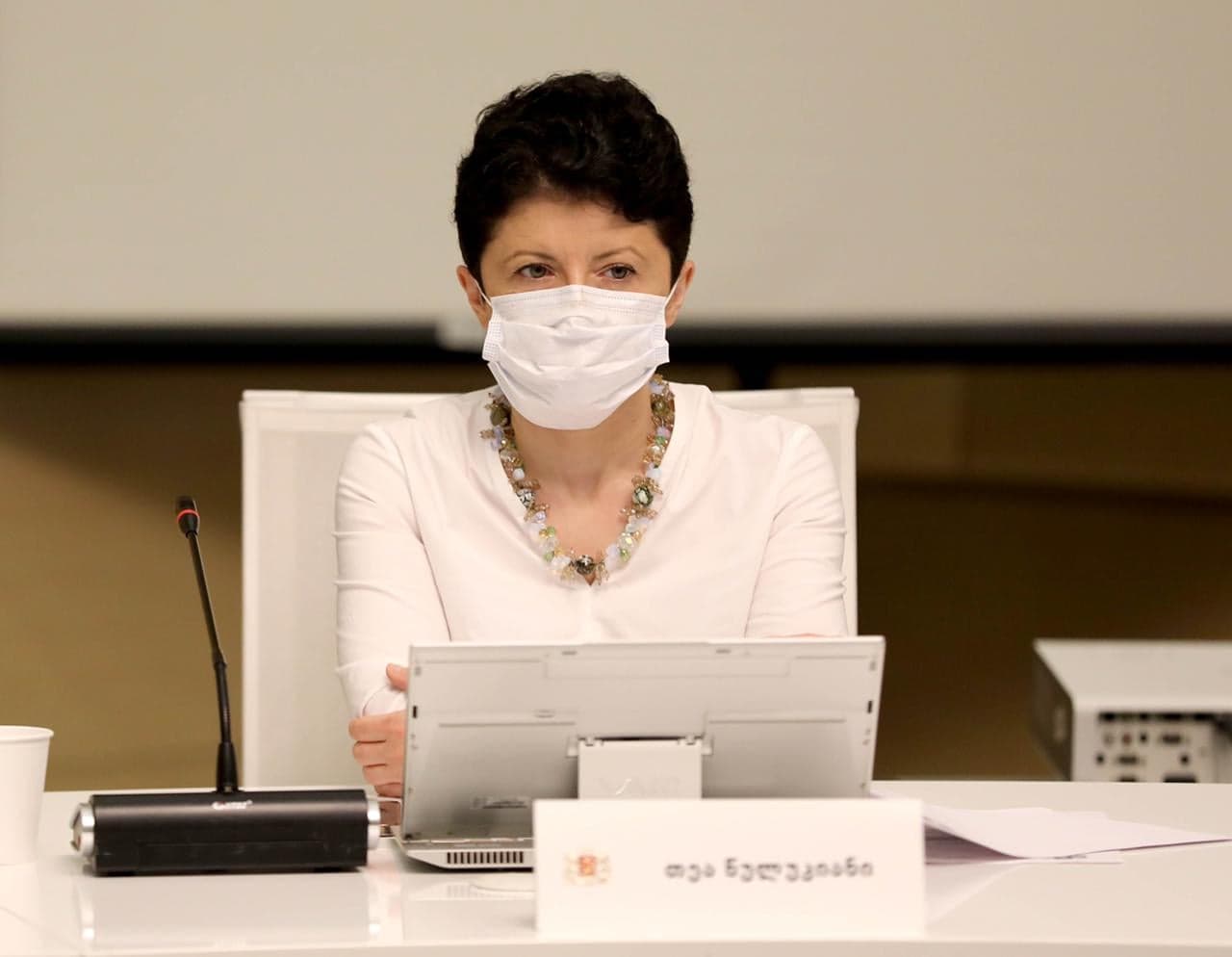 Frontnews image description