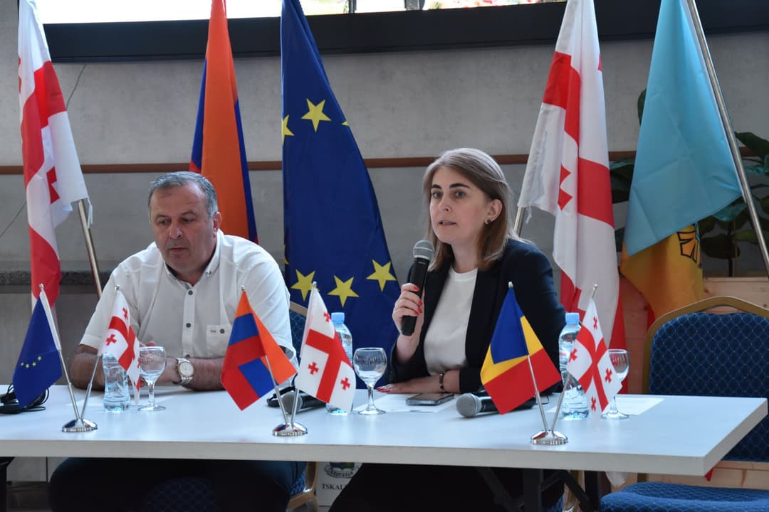 წყალტუბოში საერთაშორისო პროექტის თანამშრომლობა “სუფთა გარემოსთვის” ფარგლებში დასკვნითი კონფერენცია გაიმართა