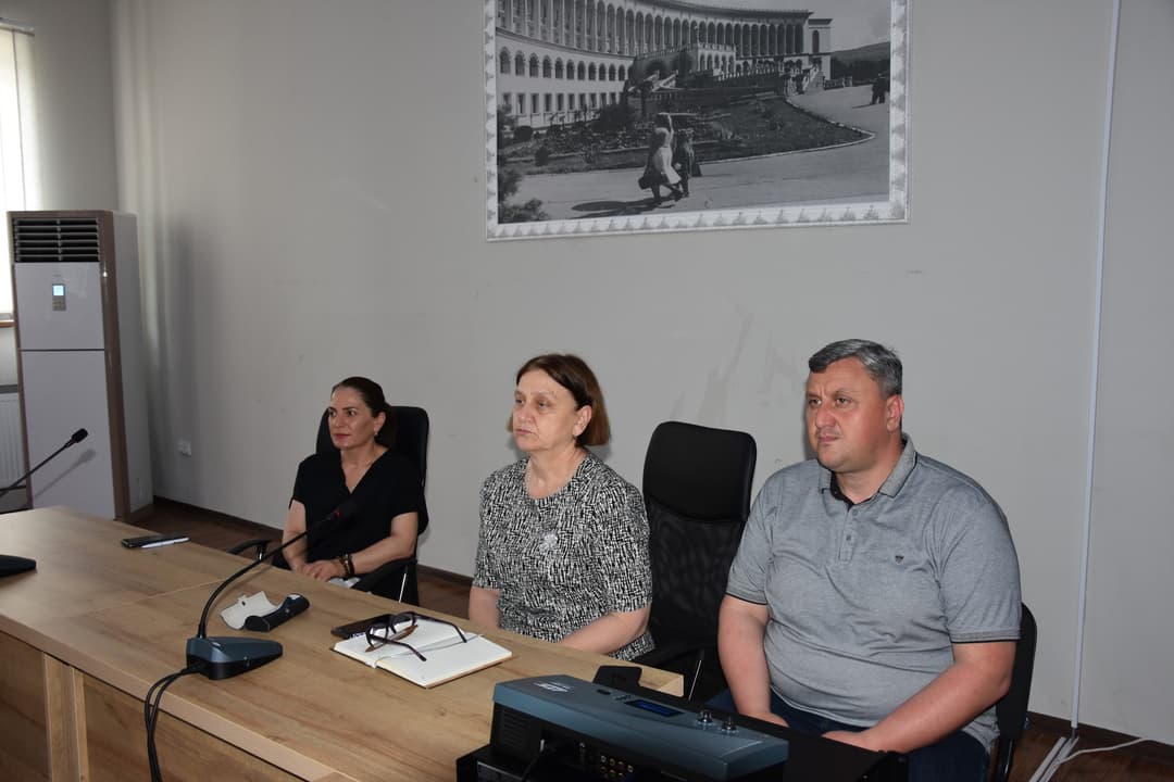 წყალტუბოს მერის წარმომადგენლებთან და სკოლამდელი დაწესებულებების ხელმძღვანელებთან შეხვედრა გაიმართა