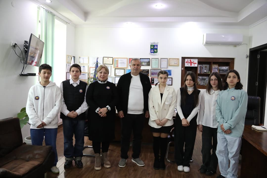 წყალტუბოს მუნიციპალიტეტის მერი ახალგაზრდებთან შეხვედრებს აგრძელებს