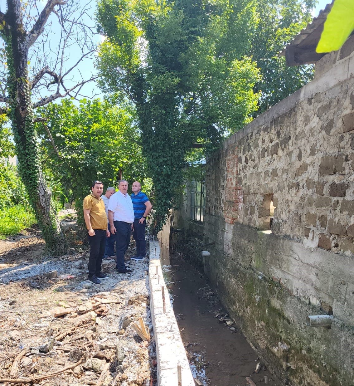 Frontnews image description