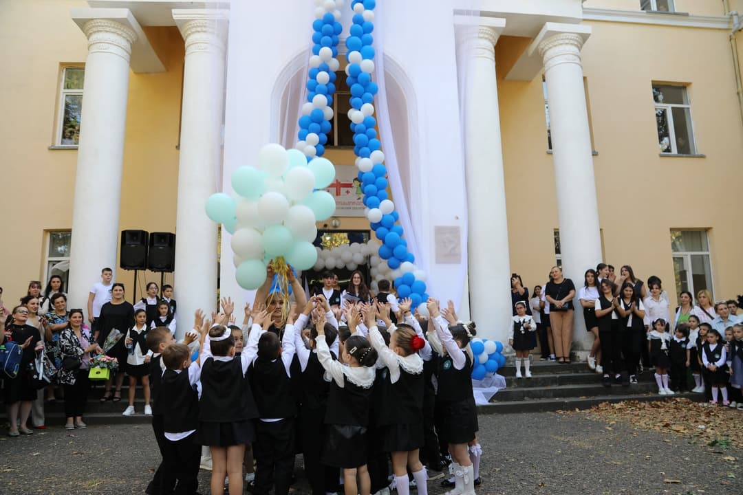 წყალტუბოს მუნიციპალიტეტის ყველა საჯარო და კერძო სკოლაში სასწავლო წელი დაიწყო