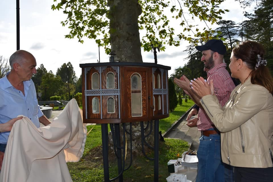 წყალტუბოში, საკონცერტო დარბაზ “ივერიასთან“ “წიგნის ბუდე” გაიხსნა