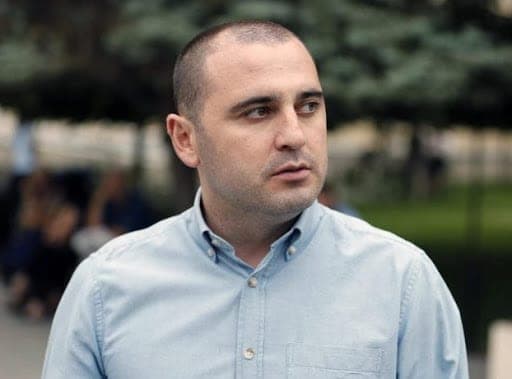 ლევან ხაბეიშვილი – “ქართული ოცნებისთვის” ადამიანის ჯანმრთელობაზე მნიშვნელოვანი გამოდგა სისხლიანი ბანერები გამოეფინა