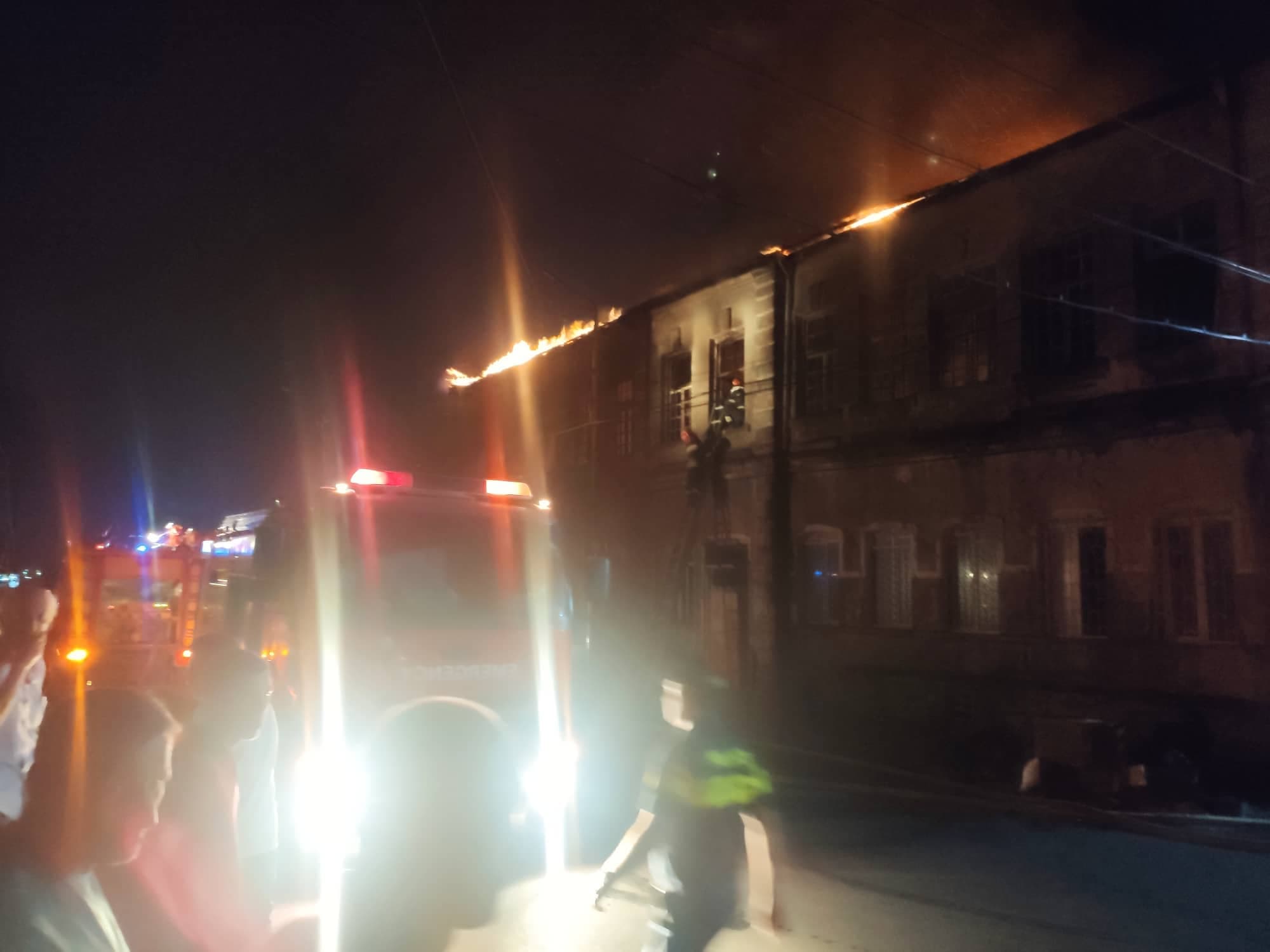 Frontnews image description