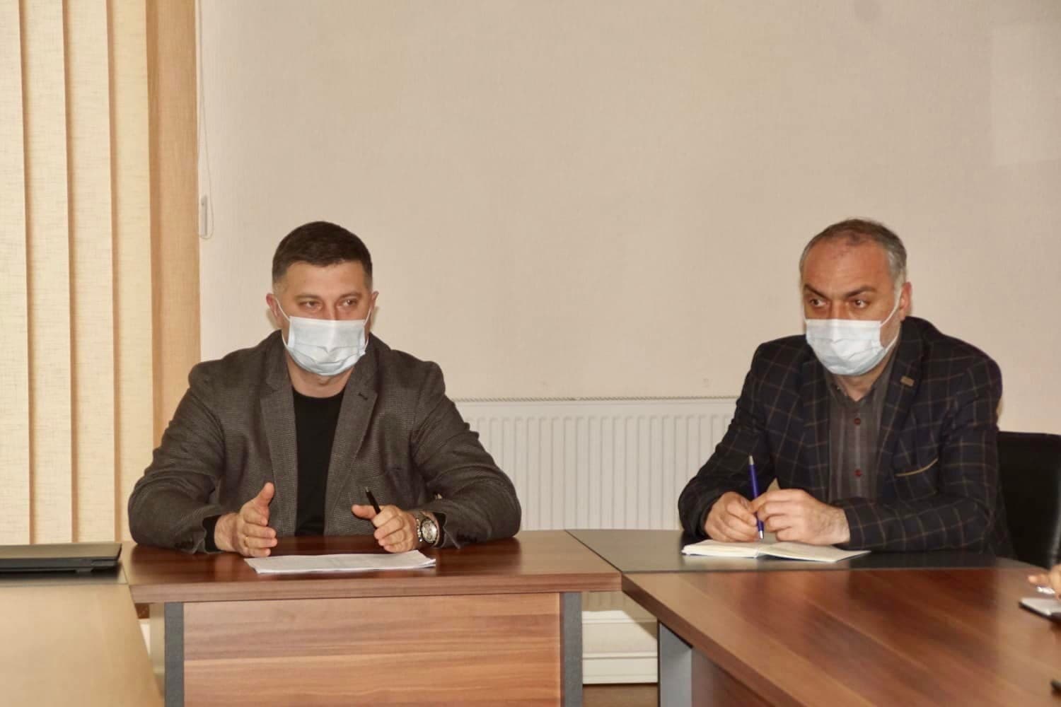 Frontnews image description