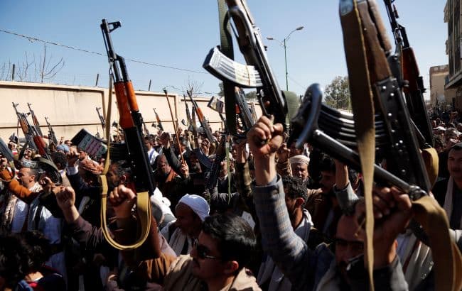 ევროკავშირის ქვეყნები წითელ ზღვაში “ჰუსიტების” წინააღმდეგ სამხედრო ოპერაციაზე შეთანხმდნენ