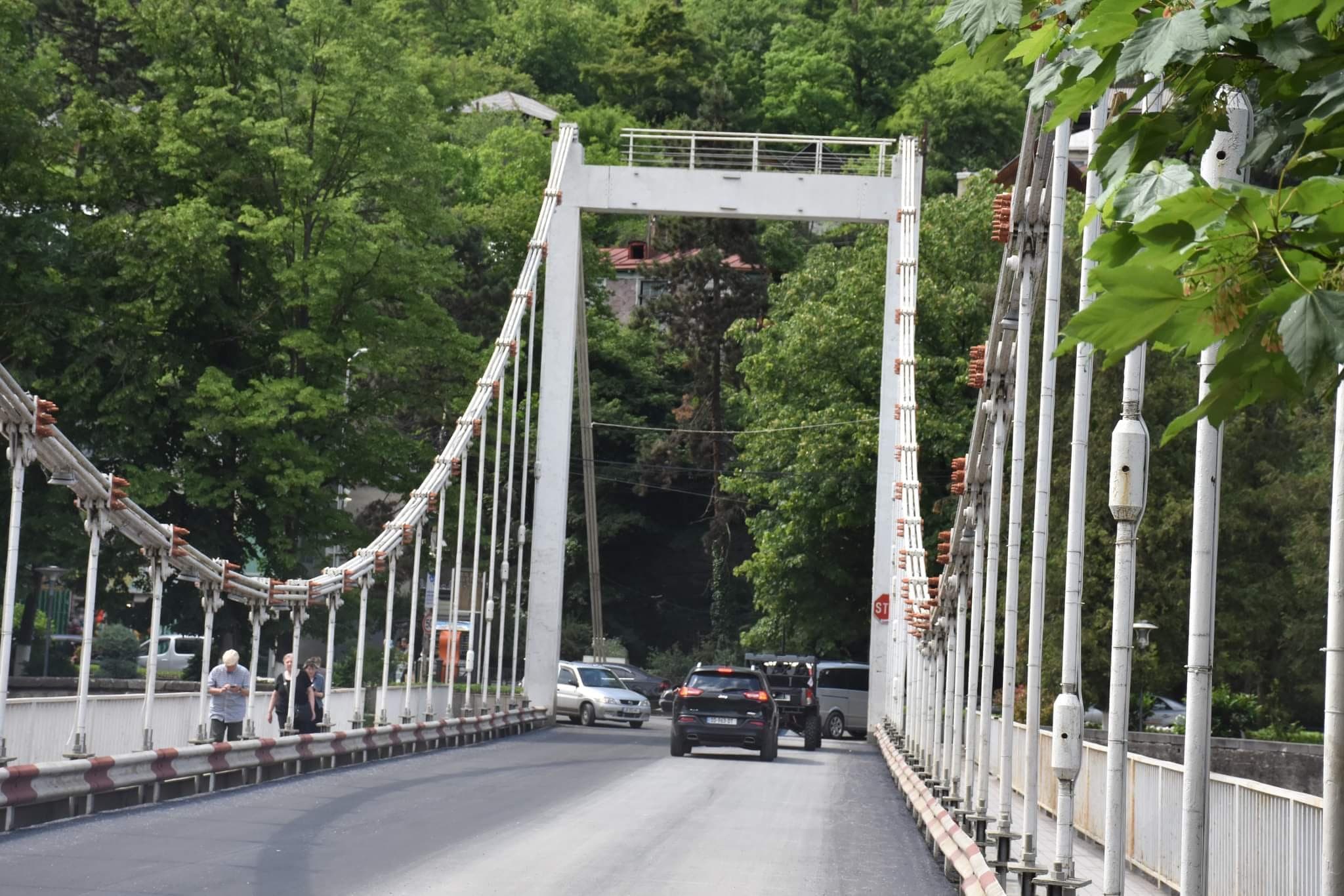 Frontnews image description