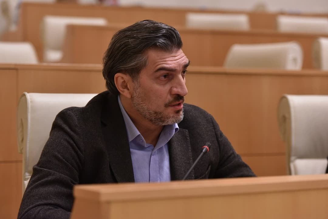 მიხეილ ყაველაშვილი – დაასვენეთ ეს ადამიანი, წასულია პოლიტიკიდან და აგრძელებს თავის ქველმოქმედებას, შეეშვით და გვესაუბრეთ ჩვენ, “ქართულ ოცნებას“