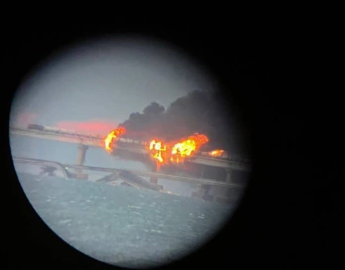 Frontnews image description