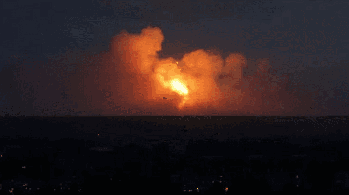 Frontnews image description