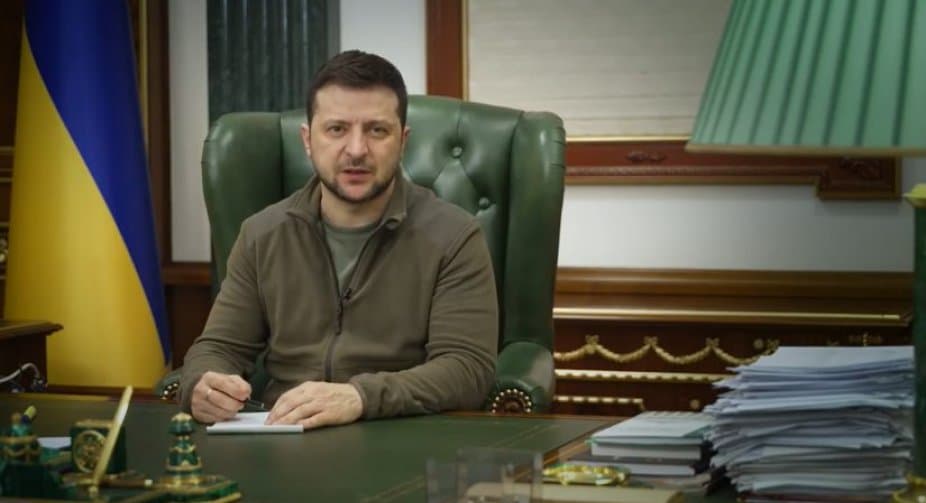 Zelensky to NATO: “If you don’t close our sky, Russian rockets will fall on your territory”
