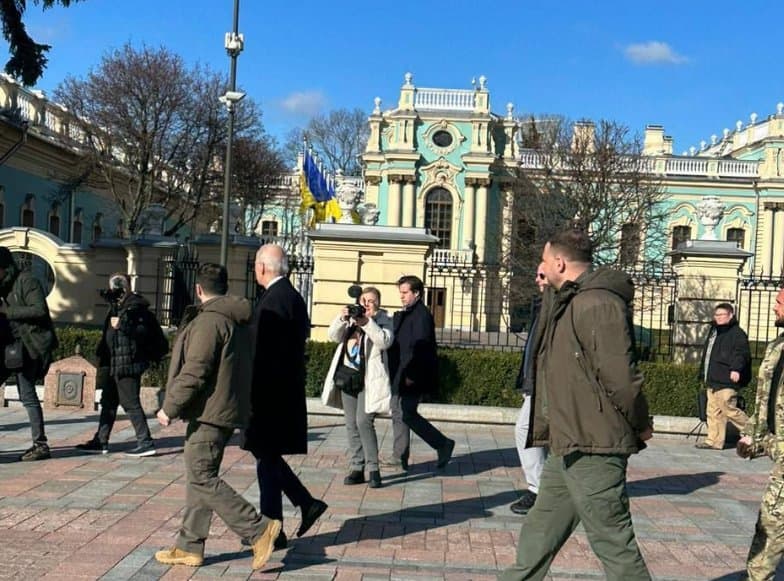 Biden makes unexpected visit to Kyiv