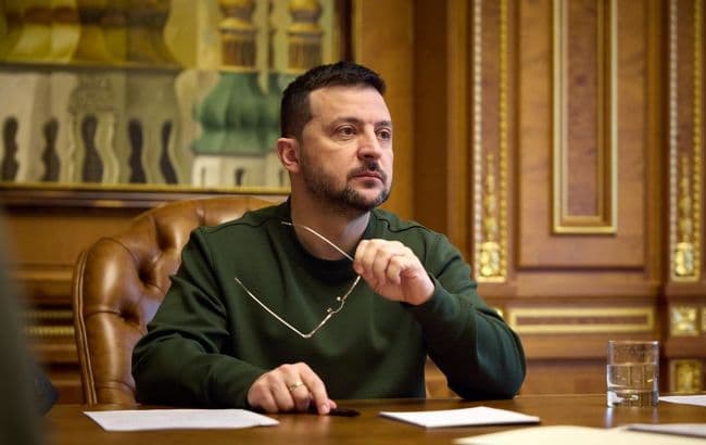 უკრაინის პრეზიდენტმა პირველი თანაშემწე და რამდენიმე მრჩეველი თანამდებობიდან გაათავისუფლა