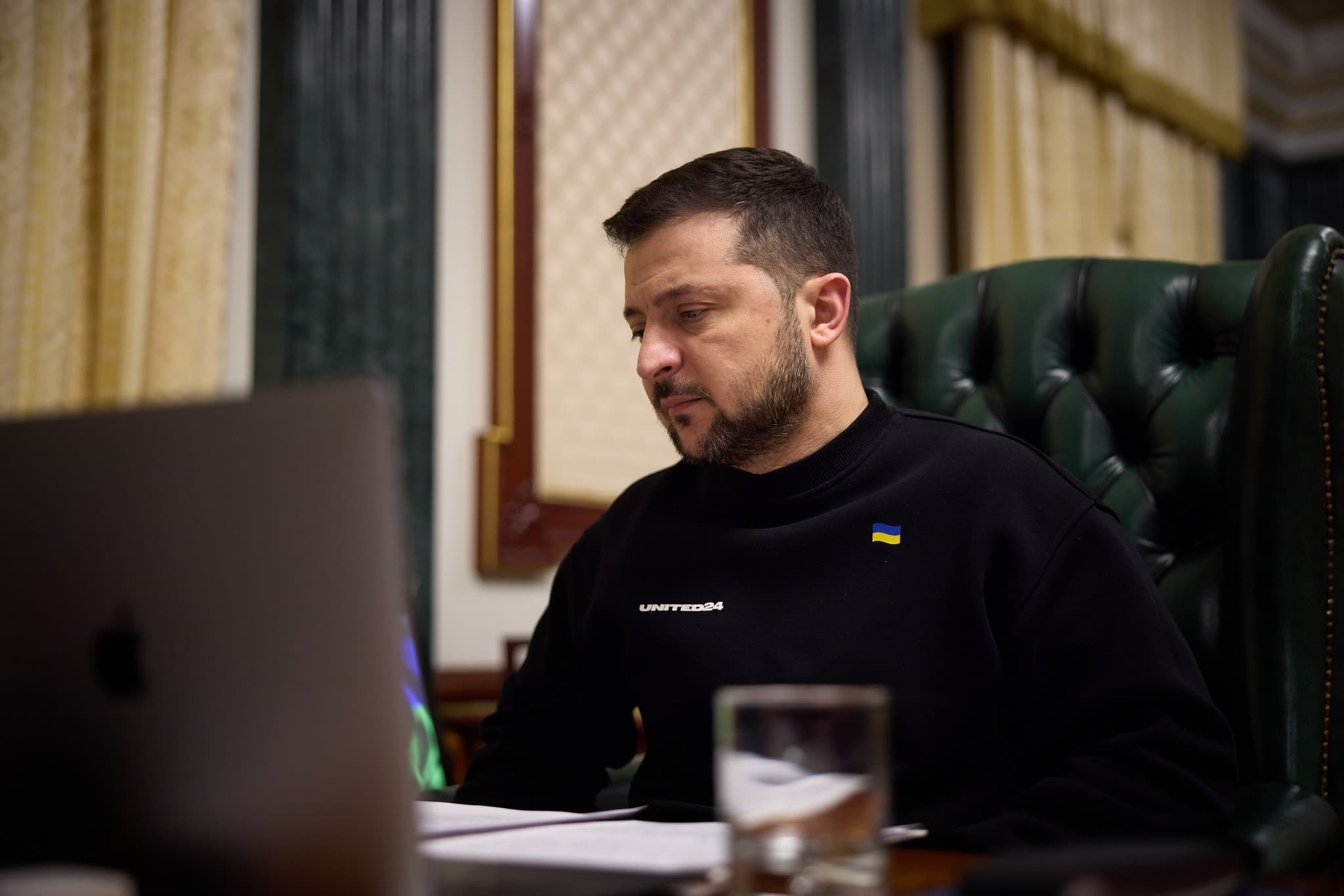 Frontnews image description