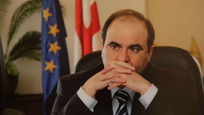 Frontnews image description