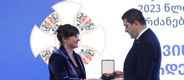 ზურაბ ჟვანია გარდაცვალების შემდეგ, “თავისუფლების საპარლამენტო ორდენით“ დაჯილდოვდა