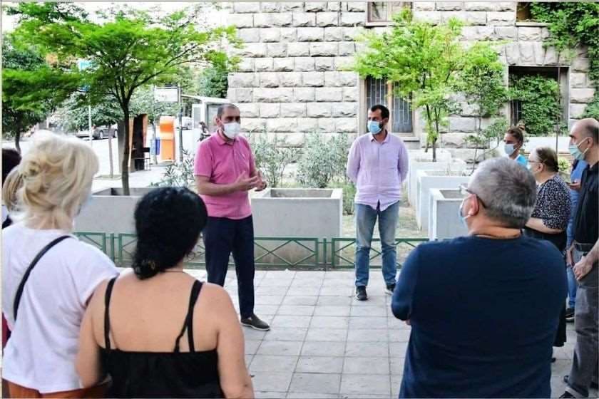 Frontnews image description