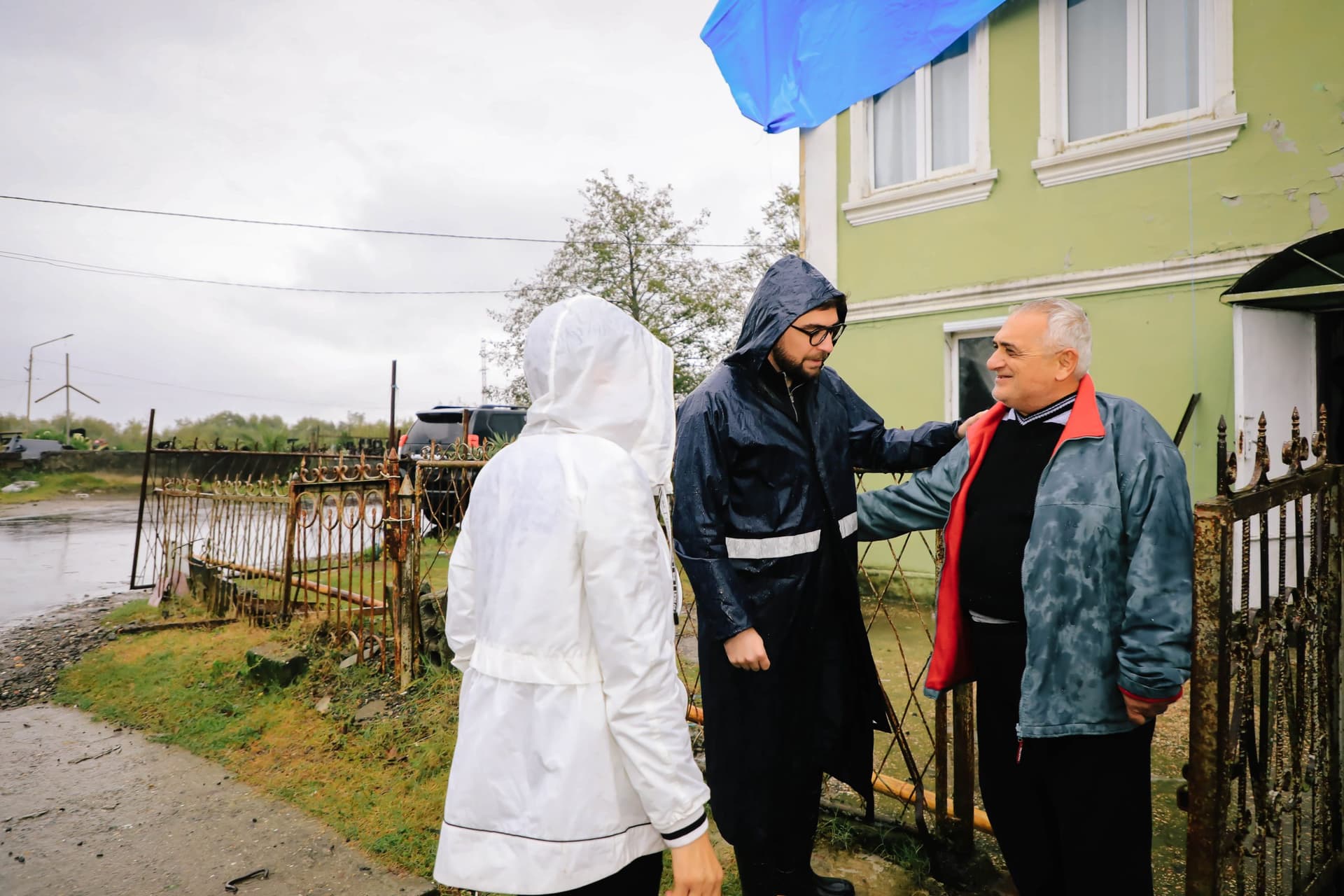 Frontnews image description