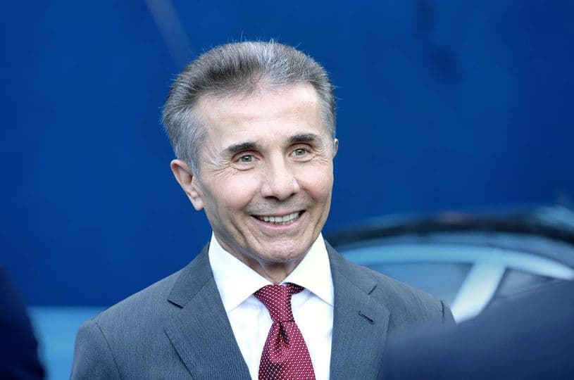 ლაშა კალანდაძე – ბიძინა ივანიშვილი აპირებს, უცხოელი ადვოკატების ჩართულობით დაიწყოს სამართლებრივი პროცედურები შვეიცარიულ ბანკ Julius Baer-ის წინააღმდეგ