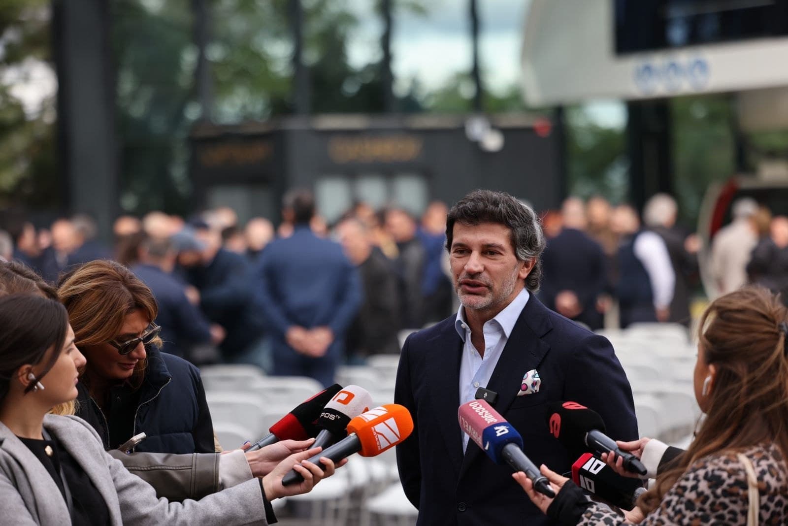 Frontnews image description