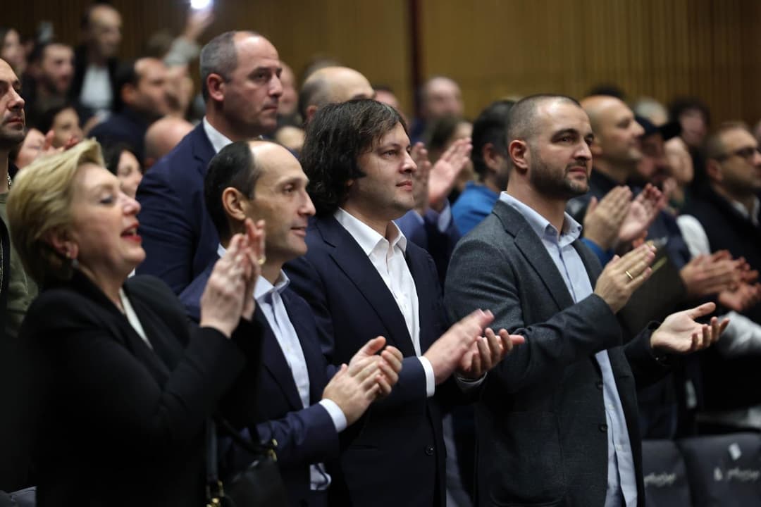 ირაკლი კობახიძე წყალბურთელთა კლუბ “დინამო თბილისის” შესახებ გადაღებული დოკუმენტური ფილმის პრემიერას დაესწრო
