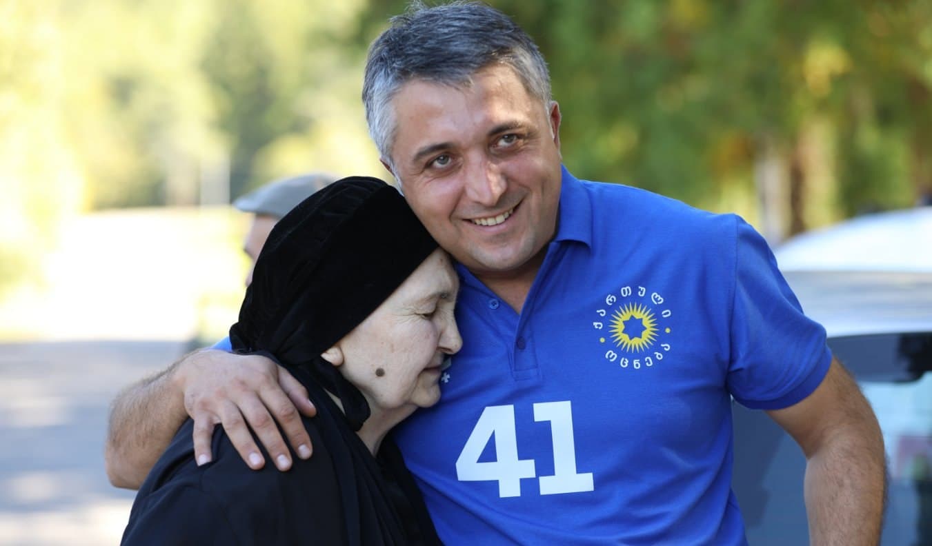 Frontnews image description